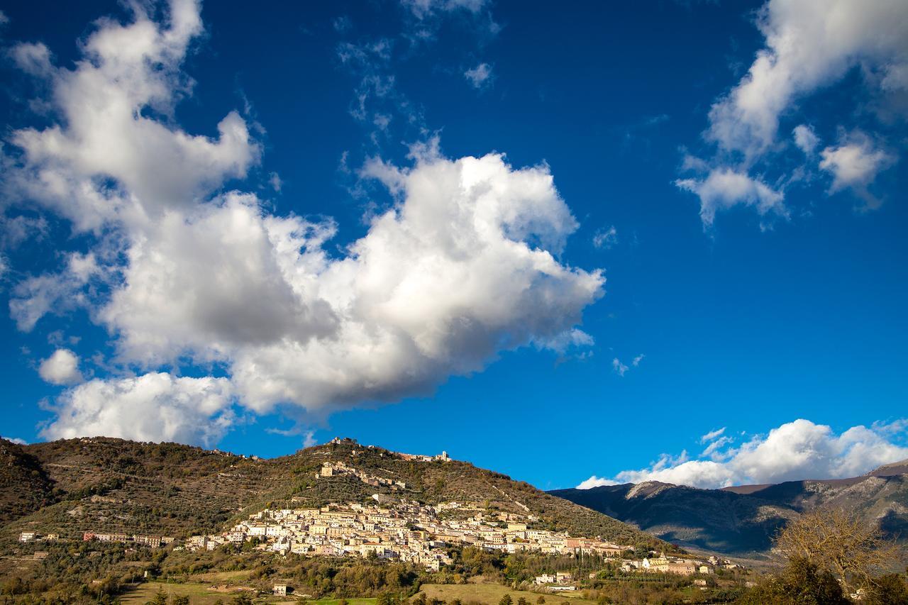 Agriturismo Di Charme Erbadoro Villa Alvito Kültér fotó